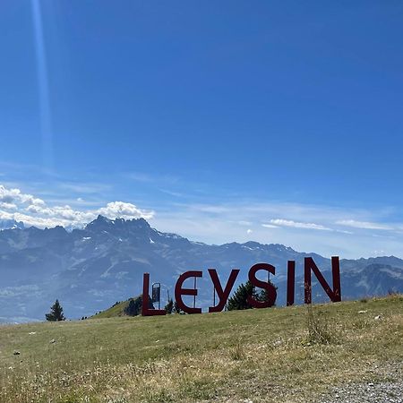 Charmant Appartement Au Vagabond Leysin Buitenkant foto
