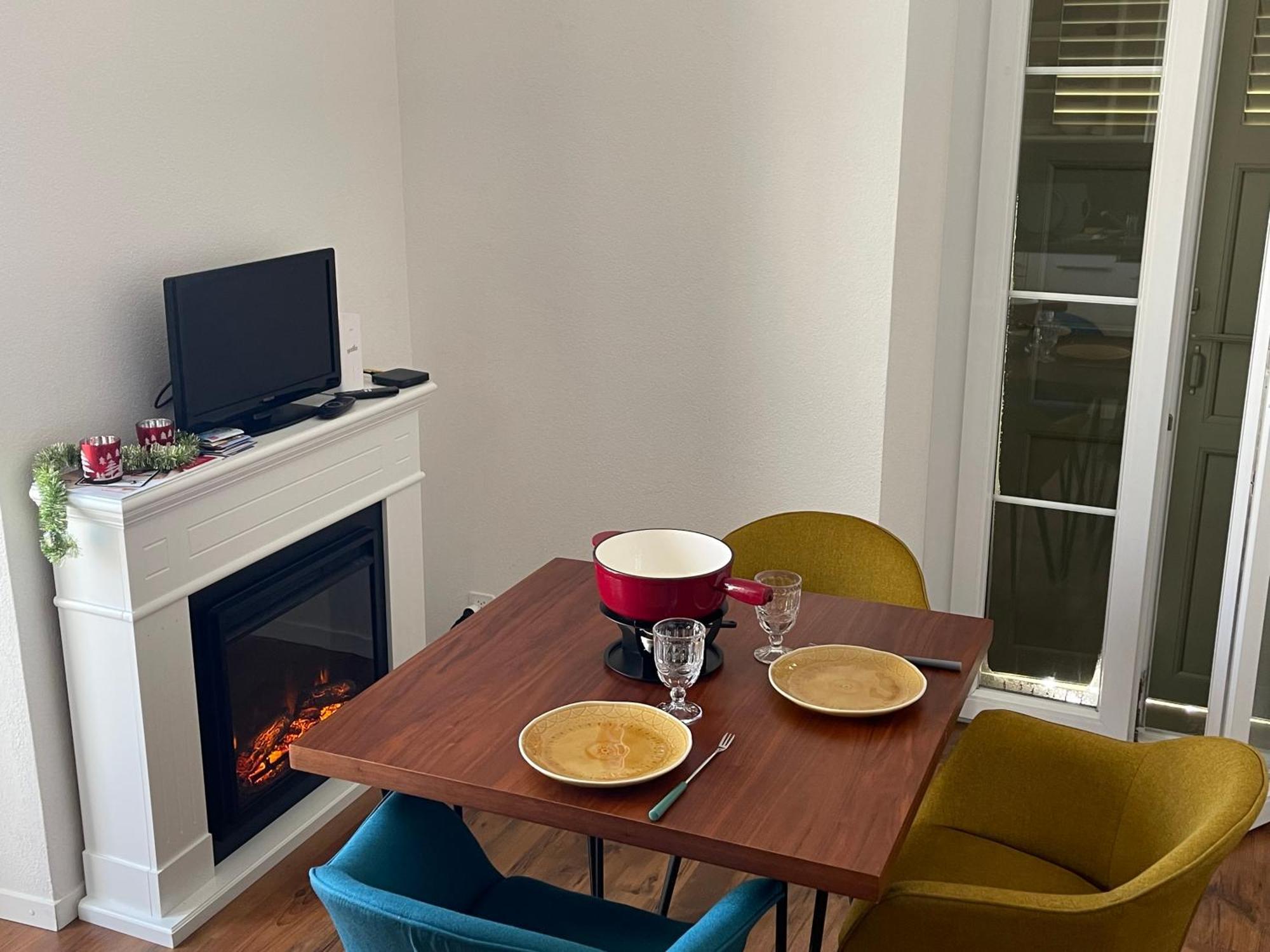 Charmant Appartement Au Vagabond Leysin Buitenkant foto
